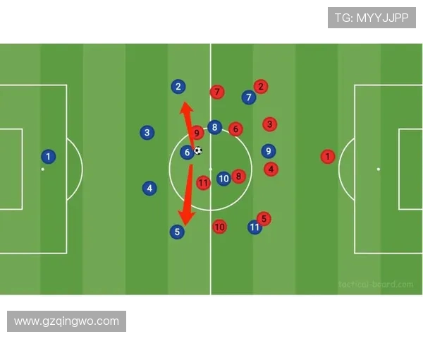 克鲁与彼得堡的较量揭示了足球战术与团队精神的完美结合