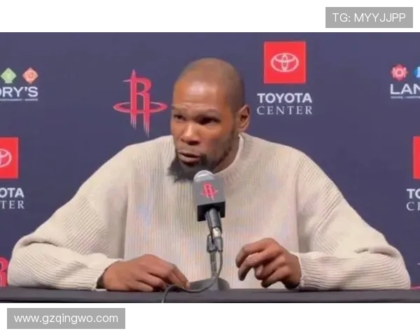 诺维斯基与杜兰特的巅峰对决：篮球巨星的荣耀与传奇之路